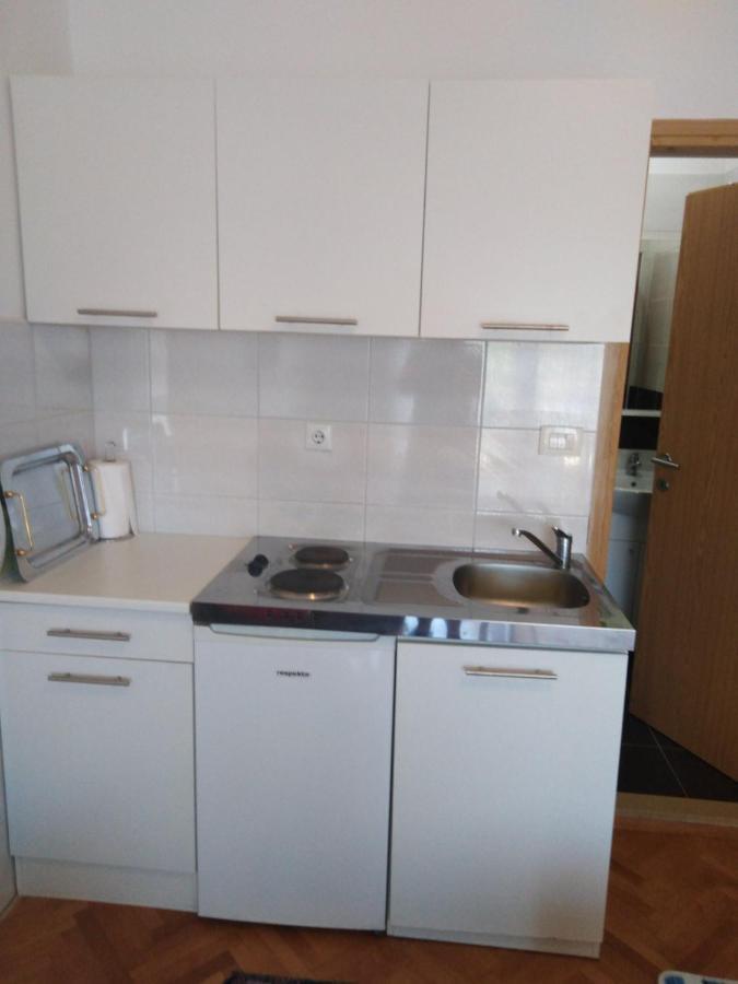 Apartments Medici Заострог Экстерьер фото