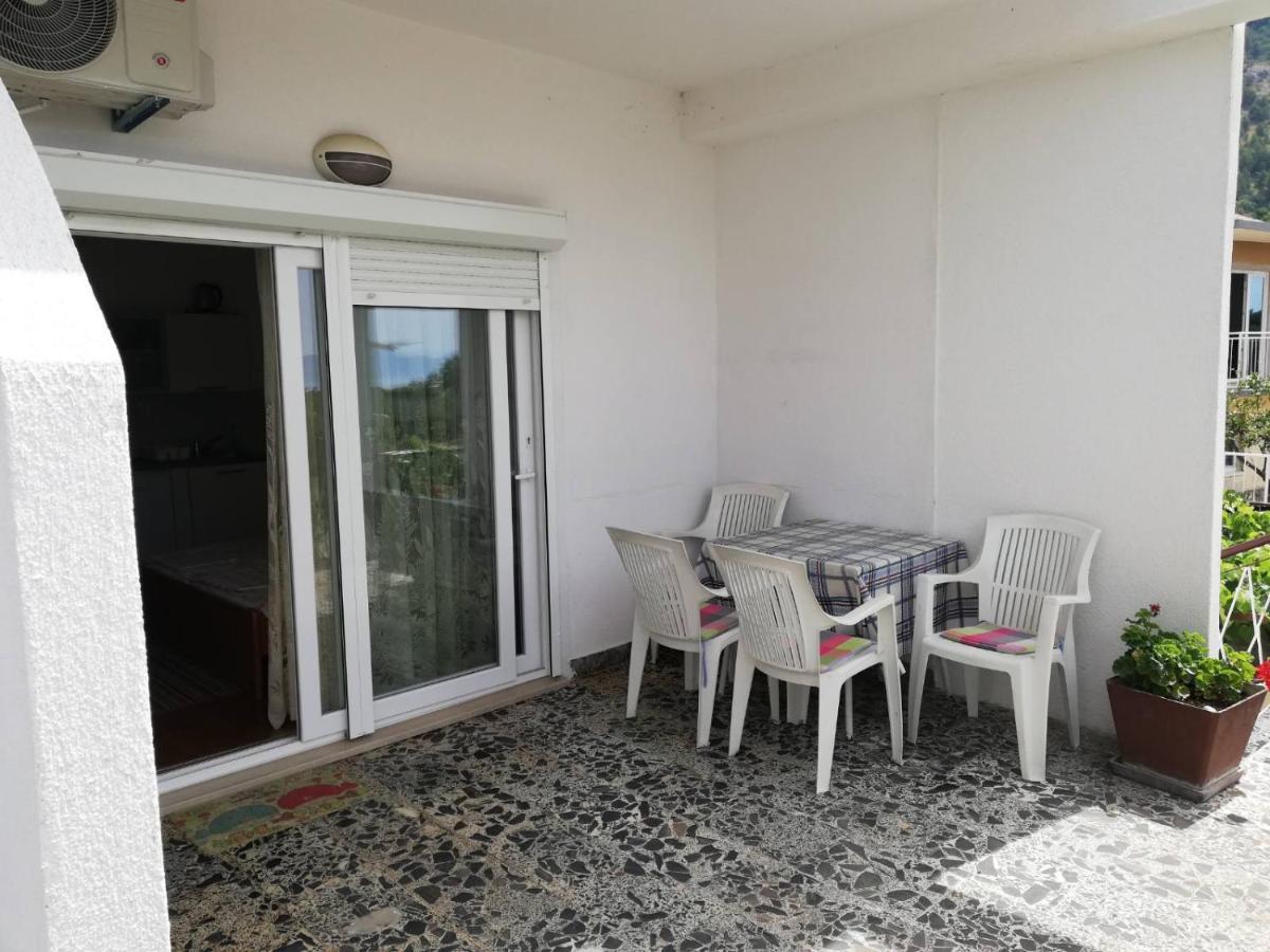 Apartments Medici Заострог Экстерьер фото